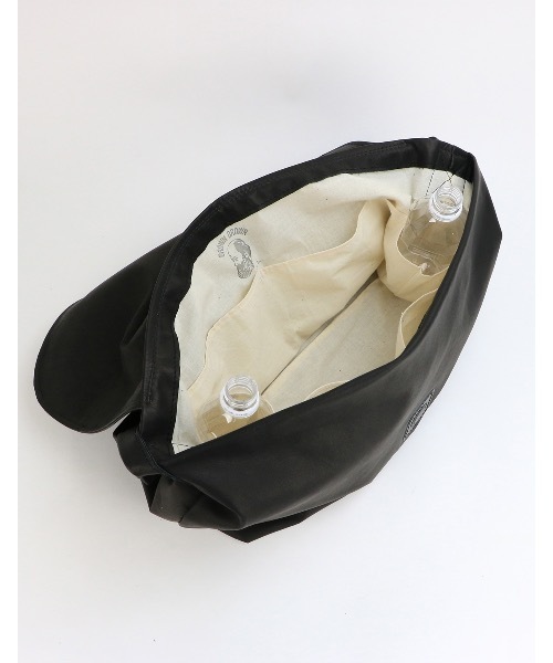 BrownBrown(ブラウンブラウン)の「【BrownBrown】ブラウン・ブラウン/ Shoulder bag -Matte(ショルダーバッグ・メンズ・ブラック/ブラウン・FREE)」の7枚目の写真