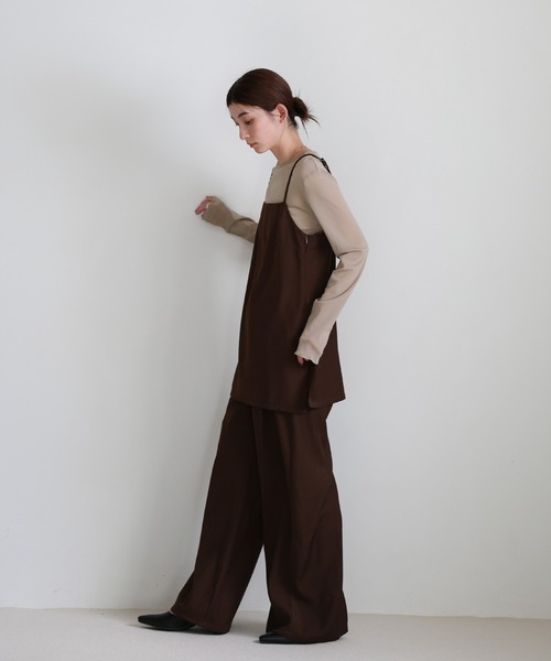 select MOCA(セレクトモカ)の「サイドスリットチュニックキャミソール(キャミソール・レディース・ベージュ/ブラウン/ブラック・FREE)」の10枚目の写真