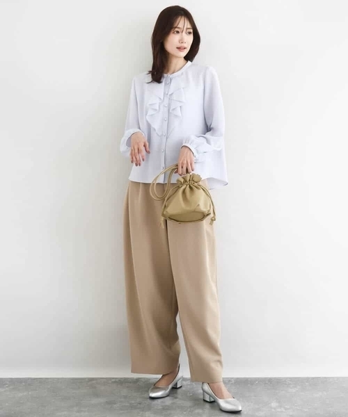 MK MICHEL KLEIN(エムケーミッシェルクラン)の「ラッフルフリルブラウス/洗える(シャツ/ブラウス・レディース・ライトブルー/アイボリー・38)」の11枚目の写真