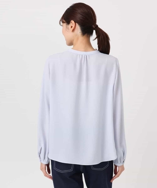MK MICHEL KLEIN(エムケーミッシェルクラン)の「ラッフルフリルブラウス/洗える(シャツ/ブラウス・レディース・ライトブルー/アイボリー・38)」の14枚目の写真