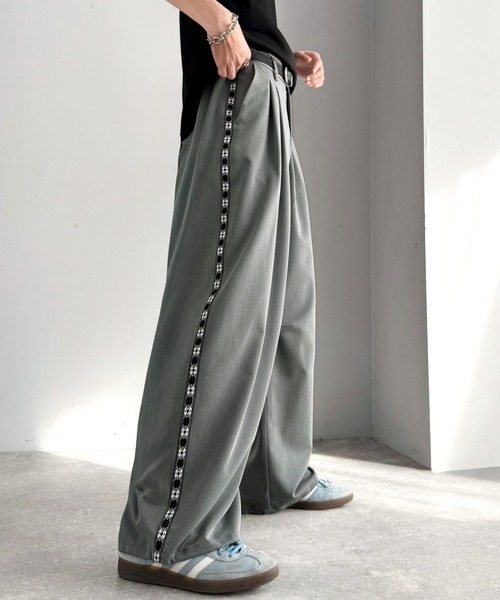 Java（ジャバ）の「《JaVaジャバコラボ》サイドラインで魅せる。裾ドロスト付き ジャカードブレード ツータックスラックス（スラックス・メンズ・グレー/ブラック・MEDIUM/LARGE/SMALL）」の17枚目の写真