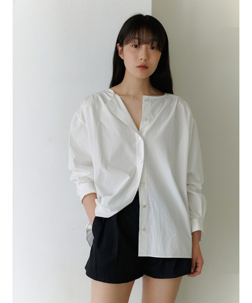 MAGNET ARCHIVE(マグネット アーカイブ)の「Pery Shirring Shirt (White)(シャツ/ブラウス・レディース・その他・FREE)」の1枚目の写真
