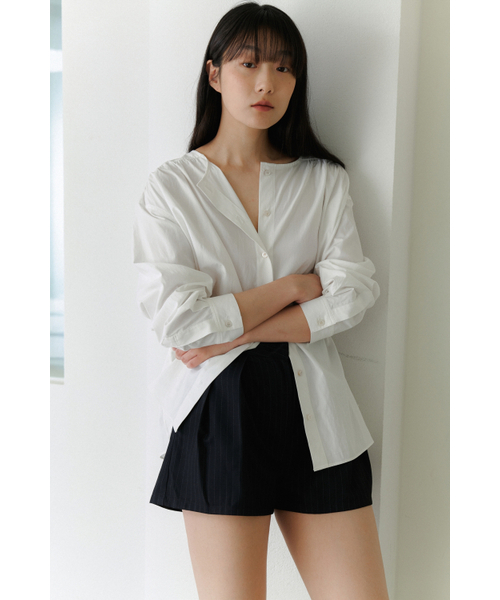 MAGNET ARCHIVE(マグネット アーカイブ)の「Pery Shirring Shirt (White)(シャツ/ブラウス・レディース・その他・FREE)」の3枚目の写真
