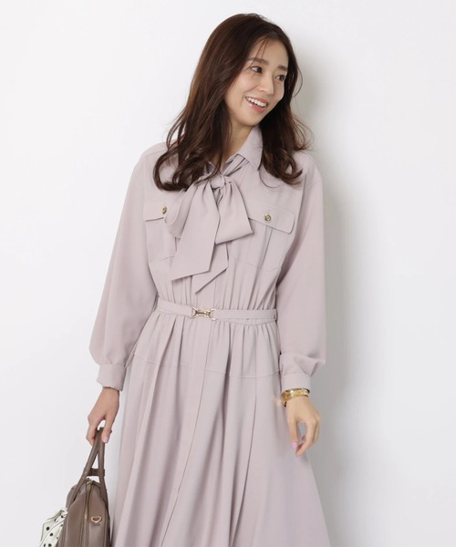 JUSGLITTY（ジャスグリッティー）の「２ＷＡＹボウタイシャツワンピース（ワンピース・レディース・グレイッシュベージュ/ピンク・2/1/0）」の6枚目の写真