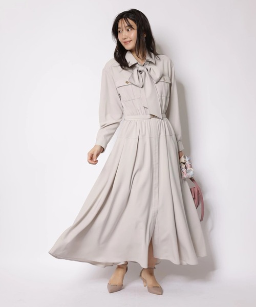 JUSGLITTY（ジャスグリッティー）の「２ＷＡＹボウタイシャツワンピース（ワンピース・レディース・グレイッシュベージュ/ピンク・2/1/0）」の19枚目の写真