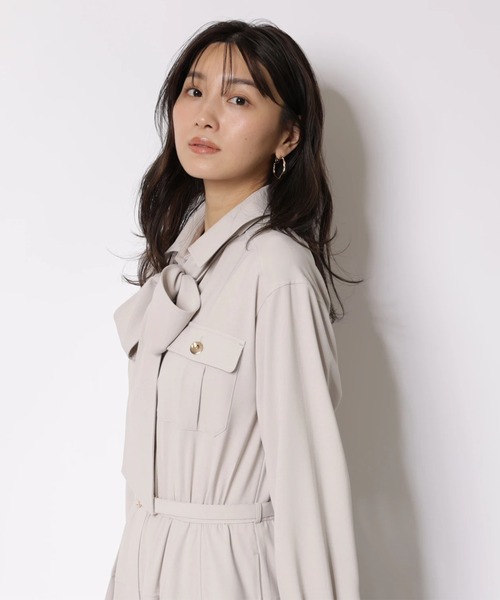 JUSGLITTY（ジャスグリッティー）の「２ＷＡＹボウタイシャツワンピース（ワンピース・レディース・グレイッシュベージュ/ピンク・2/1/0）」の22枚目の写真