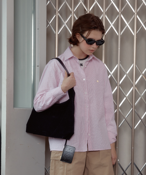 ANOETIC(アノエティック)の「ANC SUEDE HOBO BAG & CARD WALLET SET_BLACK(ショルダーバッグ・レディース・ブラック・FREE)」の6枚目の写真