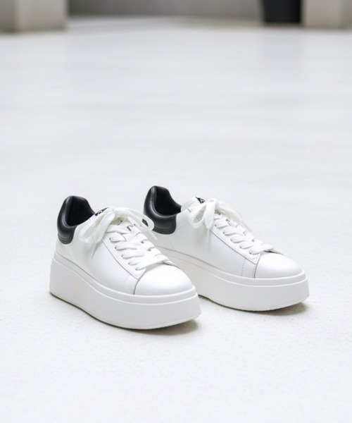 ASH(アッシュ)の「アッシュ【MOBY STUDS】厚底スタッズスニーカー ホワイトスニーカー ボリュームソール 6cmヒール(スニーカー・レディース・ホワイト×ブラック・35/36/37/38/39/40)」の13枚目の写真
