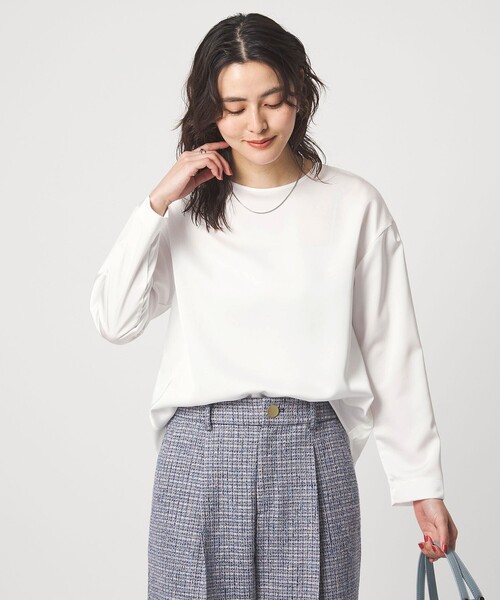 green label relaxing（グリーンレーベルリラクシング）の「サテン ドッキング ラウンドヘム プルオーバー カットソー（Tシャツ/カットソー・レディース・オフホワイト/ネイビー/オレンジ・FREE）」の2枚目の写真