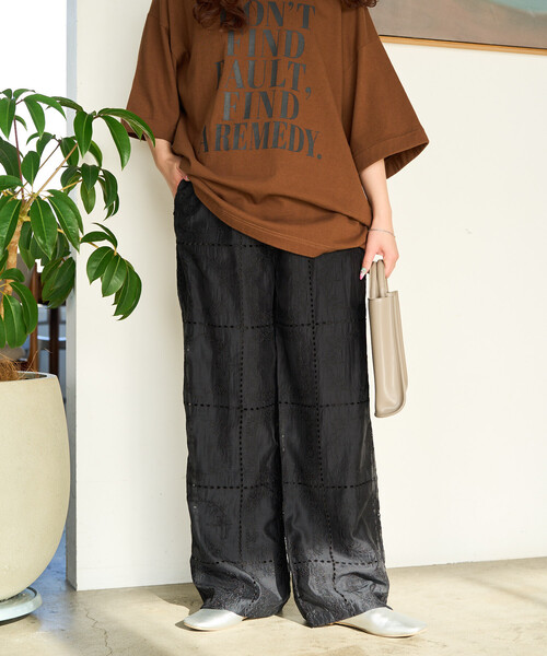 限定展開 パッチワーク風 総刺繍 ルーズパンツ(セットアップ対応