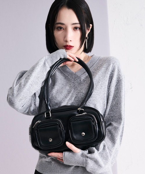 Ellno Loset(エルノロゼット)の「2ポケットラウンドショルダーバッグ(ショルダーバッグ・メンズ・シルバー/ブラック・FREE)」の6枚目の写真