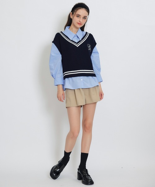 REDYAZEL（レディアゼル）の「カレッジライクラインベスト×シャツブラウス（ニット/セーター・レディース・ホワイト/グレー/イエロー/ネイビー・FREE）」の14枚目の写真
