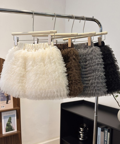 ADDITION STORE（アディションストア）の「＼フワモコでチョーかわいい♪／チュールフリル プリンセス ミニスカート/インナーパンツ付き（スカート・レディース・ブラウン/ブラック/オフホワイト/グレー・FREE）」の21枚目の写真