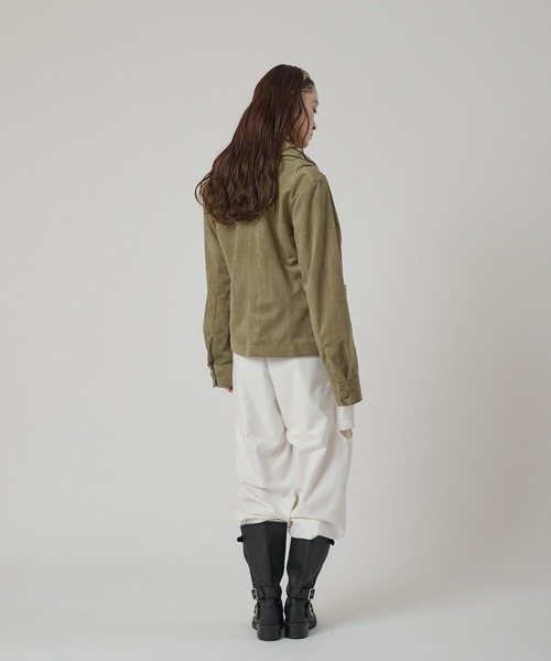MUHET（ミュエータ）の「faux-suede shirt jacket / フェイクスエードシャツジャケット（ブルゾン・レディース・ブラウン/カーキ・FREE）」の7枚目の写真