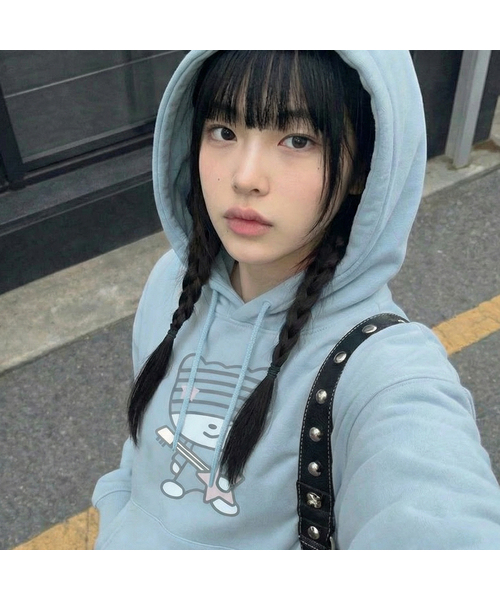 GRAVER（グレーバー）の「[ユニセックス]ROCK G.O.C.A.T フードパーカー_4カラー（パーカー・レディース・ホワイト/クリーム/杢グレー/スカイブルー・SMALL/MEDIUM/LARGE）」の4枚目の写真