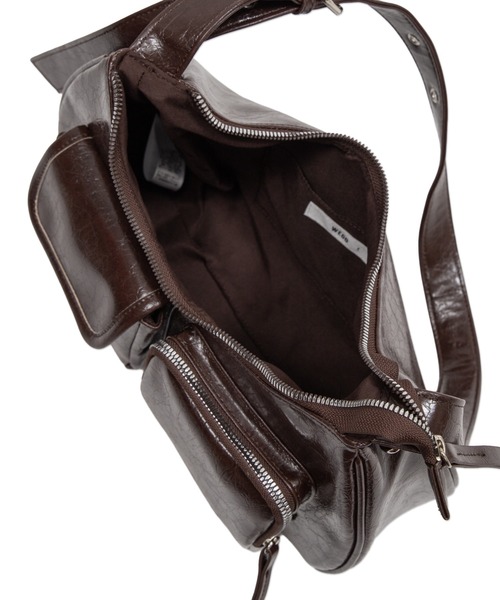 WEGO（ウィゴー）の「WEGO/立体ポケットハトメベルトバッグ（ショルダーバッグ・レディース・ブラウン/ホワイト/ブラック・FREE）」の21枚目の写真