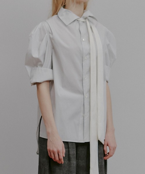 IRENENNE(アイレネ)の「タックスリーブショートスリーブシャツ / Tuck-Sleeve Short Sleeve Shirt(シャツ/ブラウス・レディース・オフホワイト/ライトイエロー/ライトブルー・36/38)」の8枚目の写真