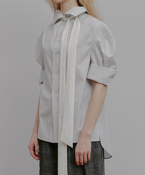IRENENNE(アイレネ)の「タックスリーブショートスリーブシャツ / Tuck-Sleeve Short Sleeve Shirt(シャツ/ブラウス・レディース・オフホワイト/ライトイエロー/ライトブルー・36/38)」の7枚目の写真