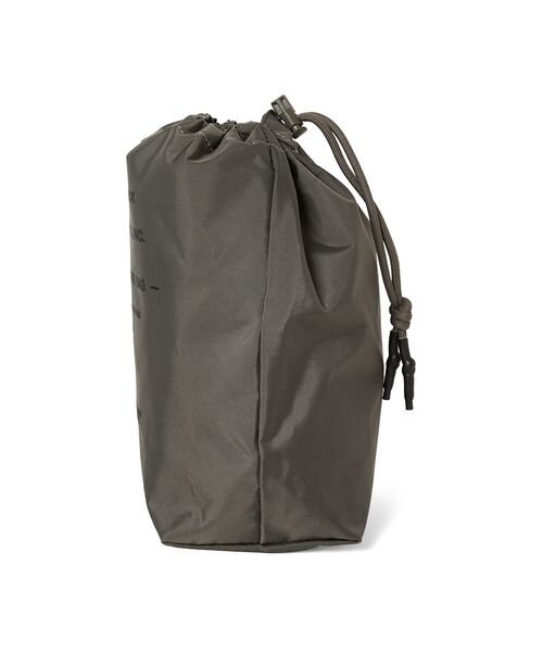 OUTDOOR PRODUCTS（アウトドアプロダクツ）の「N.HOOLYWOOD TPES × OUTDOOR PRODUCTS / DRAWSTRING BAG (SMALL)（ハンドバッグ・メンズ・ブラック/チャコール/ベージュ・ONE）」の9枚目の写真