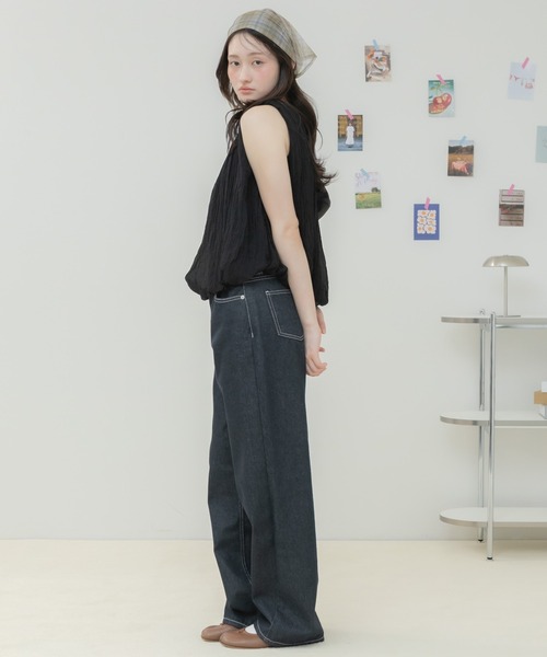 HEILIS(ヘイリス)の「シアーワッシャーバルーンノースリーブブラウス / ノースリーブブラウス シアーブラウス バルーントップス ギャザーブラウス ワッシャー加工 軽量トップス ノースリーブトップス ふんわりブラウス 夏トップス 韓国ファッション カジュアル フェミニン(シャツ/ブラウス・レディース・ブラック/オフホワイト/ブルー・FREE)」の10枚目の写真