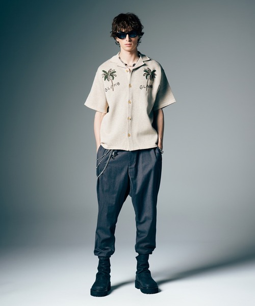 glamb(グラム)の「Shadow Stripe Tapered Slacks / シャドーストライプテーパードスラックス(スラックス・メンズ・グレー/ブラック・S/M/L)」の8枚目の写真