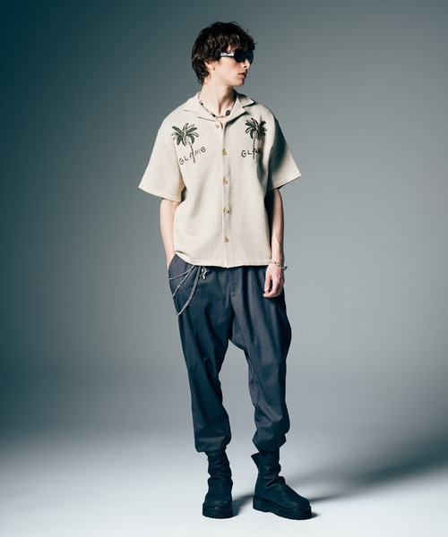 glamb(グラム)の「Shadow Stripe Tapered Slacks / シャドーストライプテーパードスラックス(スラックス・メンズ・グレー/ブラック・S/M/L)」の9枚目の写真
