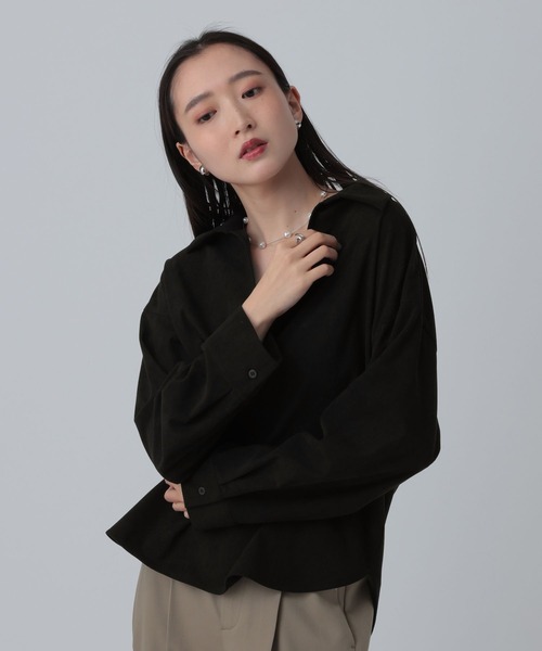 LEPSIM（レプシィム）の「スキッパーピケ長袖ブラウス　640880（シャツ/ブラウス・レディース・グレイッシュベージュ/ブラック・FREE）」の3枚目の写真