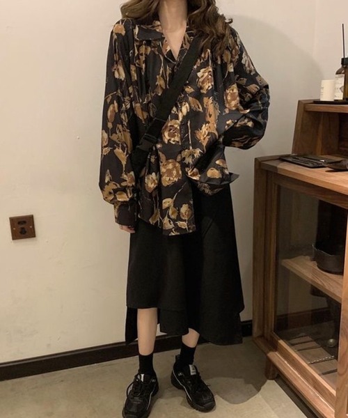 CANVAS+(キャンバスプラス)の「【CANVAS+】花柄開襟シャツ(シャツ/ブラウス・レディース・ブラック・M)」の5枚目の写真