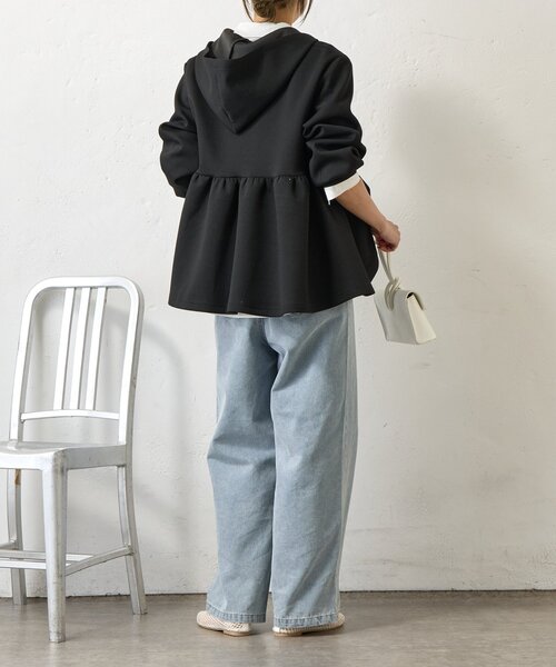 Jena espace merveilleux（ジェナ　エスパスメルヴェイユ）の「【体型カバー◎】ペプラムパーカー（Tシャツ/カットソー・レディース・ライトグレー/ベージュ/ブラック・FREE）」の6枚目の写真