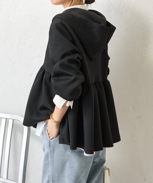 Jena espace merveilleux（ジェナ　エスパスメルヴェイユ）の「【体型カバー◎】ペプラムパーカー（Tシャツ/カットソー・レディース・ライトグレー/ベージュ/ブラック・FREE）」の11枚目の写真