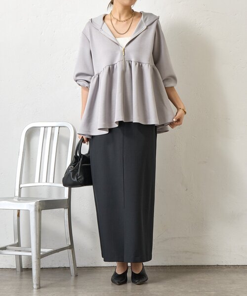 Jena espace merveilleux（ジェナ　エスパスメルヴェイユ）の「【体型カバー◎】ペプラムパーカー（Tシャツ/カットソー・レディース・ライトグレー/ベージュ/ブラック・FREE）」の15枚目の写真