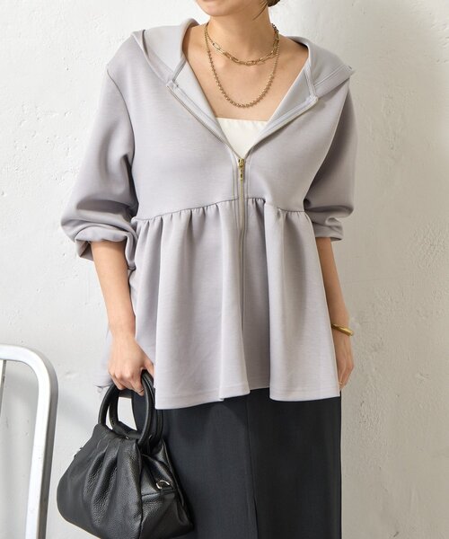 Jena espace merveilleux（ジェナ　エスパスメルヴェイユ）の「【体型カバー◎】ペプラムパーカー（Tシャツ/カットソー・レディース・ライトグレー/ベージュ/ブラック・FREE）」の19枚目の写真