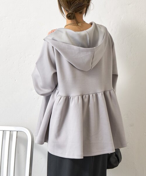 Jena espace merveilleux（ジェナ　エスパスメルヴェイユ）の「【体型カバー◎】ペプラムパーカー（Tシャツ/カットソー・レディース・ライトグレー/ベージュ/ブラック・FREE）」の21枚目の写真