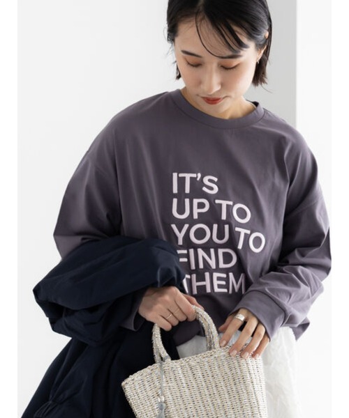 Te chichi（テチチ）の「エンブロイダリーロゴTシャツ（Tシャツ/カットソー・レディース・アイボリー/チャコールグレー/レッド・F）」の3枚目の写真