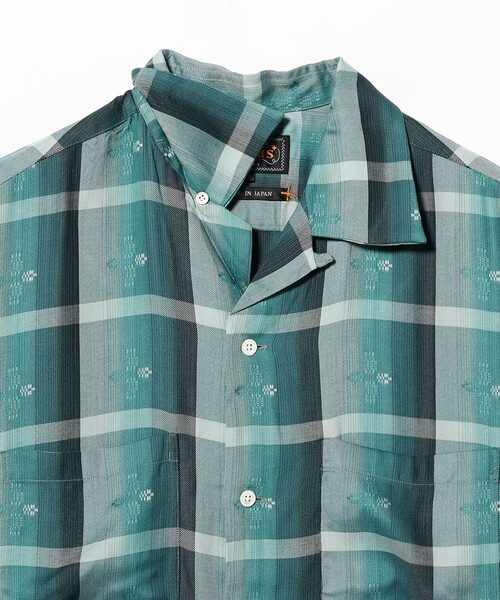 BEAMS PLUS(ビームスプラス)の「Open Collar Sashiko Ombre(シャツ/ブラウス・メンズ・ロイヤルブルー/ブラウン・SMALL/MEDIUM/X-LARGE/LARGE)」の5枚目の写真