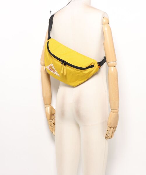 TSURUYA(ツルヤ)の「《KELTY》SLIM FANNY(ボディバッグ/ウエストポーチ・メンズ・オリーブ/ブラウン系その他/セージグリーン/マスタード・フリー)」の8枚目の写真