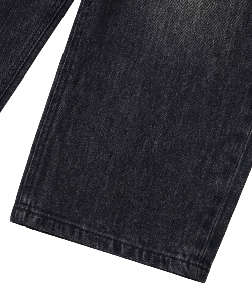 IDWS(アイドンワナセル)の「Bomin Curved Denim Pants Black(デニムパンツ・レディース・その他・1/2/0)」の20枚目の写真