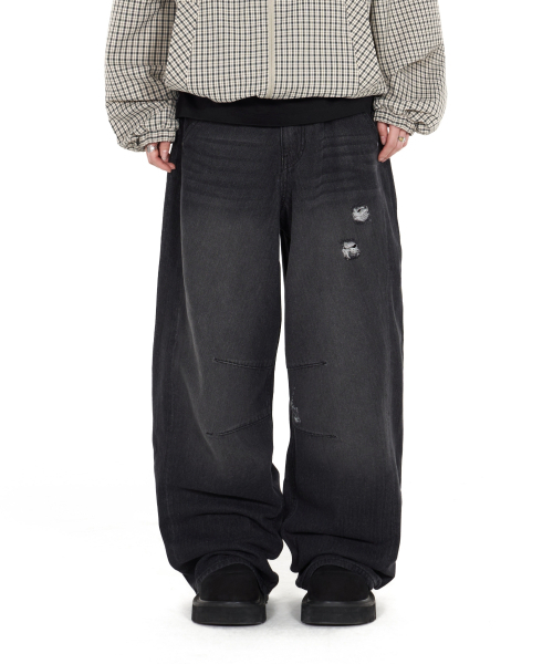 IDWS(アイドンワナセル)の「Bomin Curved Denim Pants Black(デニムパンツ・レディース・その他・1/2/0)」の11枚目の写真