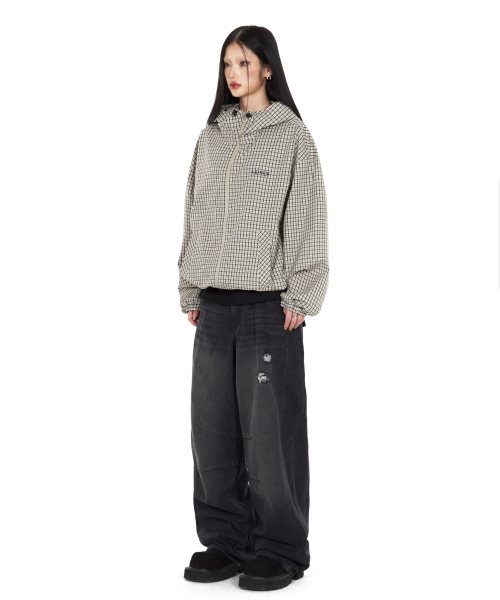 IDWS(アイドンワナセル)の「Bomin Curved Denim Pants Black(デニムパンツ・レディース・その他・1/2/0)」の14枚目の写真