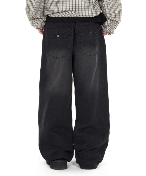 IDWS(アイドンワナセル)の「Bomin Curved Denim Pants Black(デニムパンツ・レディース・その他・1/2/0)」の7枚目の写真