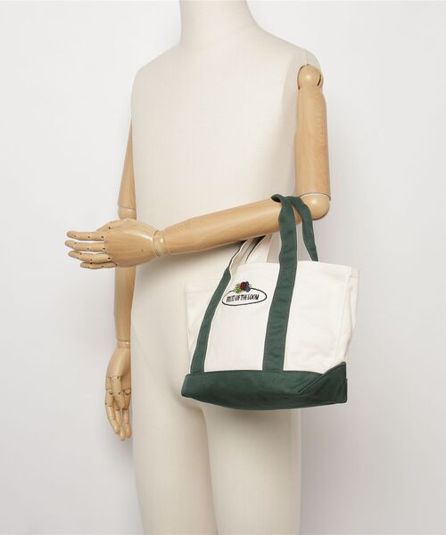 FRUIT OF THE LOOM(フルーツオブザルーム)の「【FRUIT OF THE LOOM/フルーツオブザルーム】OLD LOGO CANVAS LUNCH TOTE BAG 81739700(トートバッグ・メンズ・ネイビー/ブラック/グリーン/レッド・FREE)」の8枚目の写真