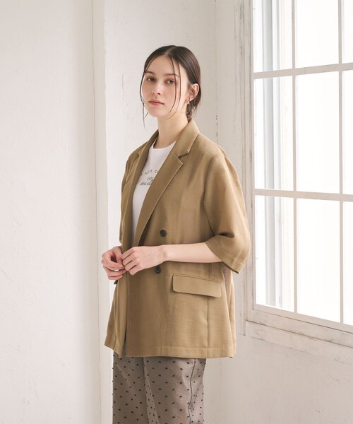 BEAUTY&YOUTH UNITED ARROWS(ビューティーアンドユースユナイテッドアローズ)の「ポリエステル メッシュ ハーフスリーブ ジャケット ウォッシャブル(テーラードジャケット・レディース・ダークグレー/モカ/ナチュラル・M/S)」の2枚目の写真