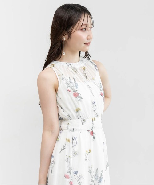 RANDA(ランダ)の「【Botanical Bloom】ボタニカルフラワーシフォンワンピース(ワンピース・レディース・ネイビー/ホワイト・0/1)」の7枚目の写真