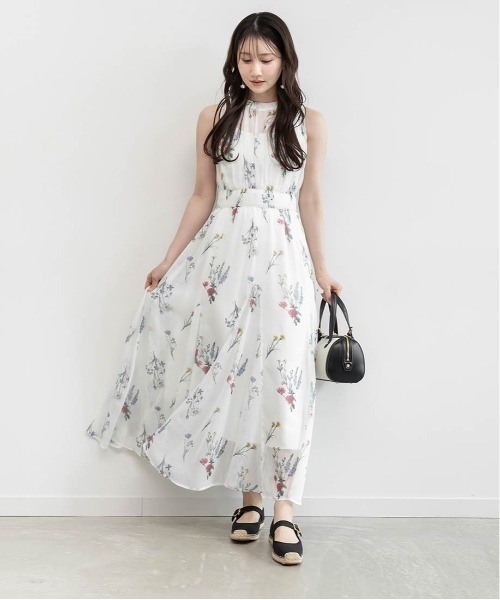 RANDA(ランダ)の「【Botanical Bloom】ボタニカルフラワーシフォンワンピース(ワンピース・レディース・ネイビー/ホワイト・0/1)」の12枚目の写真