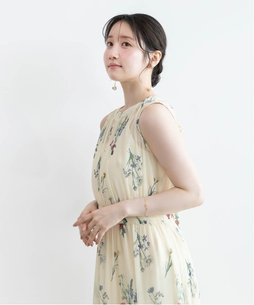 RANDA(ランダ)の「【Botanical Bloom】ボタニカルフラワーシフォンワンピース(ワンピース・レディース・ネイビー/ホワイト・0/1)」の13枚目の写真