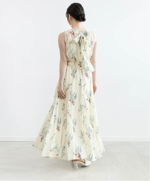 RANDA(ランダ)の「【Botanical Bloom】ボタニカルフラワーシフォンワンピース(ワンピース・レディース・ネイビー/ホワイト・0/1)」の18枚目の写真