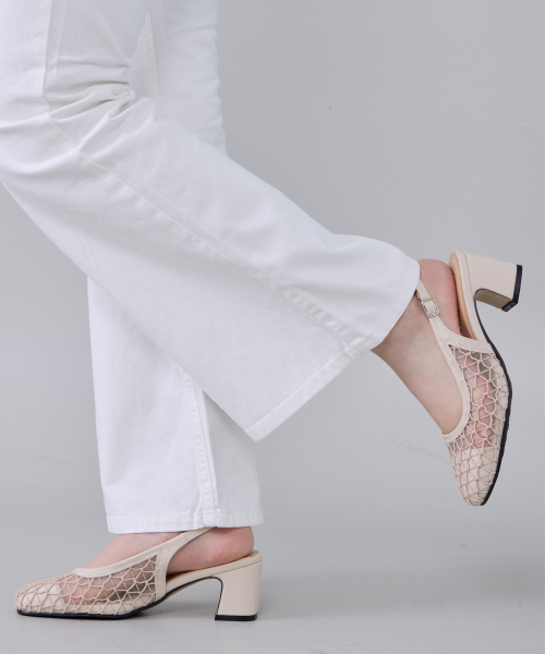 CESTI(セスティ)の「フローメッシュスリングバック (ベージュ)(パンプス・レディース・ベージュ・22.5cm/23cm/23.5cm/24cm/24.5cm/25cm)」の3枚目の写真