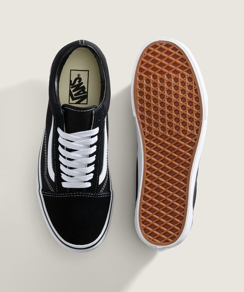 VANS(バンズ)の「オールドスクール プラットフォーム / UA OLD SKOOL PLATFOR Black/Whi VN0A3B3UY281(スニーカー・メンズ・ブラック・10/5.5/5/4.5/4/9.5/8.5/8/7.5/7/6.5/6)」の3枚目の写真