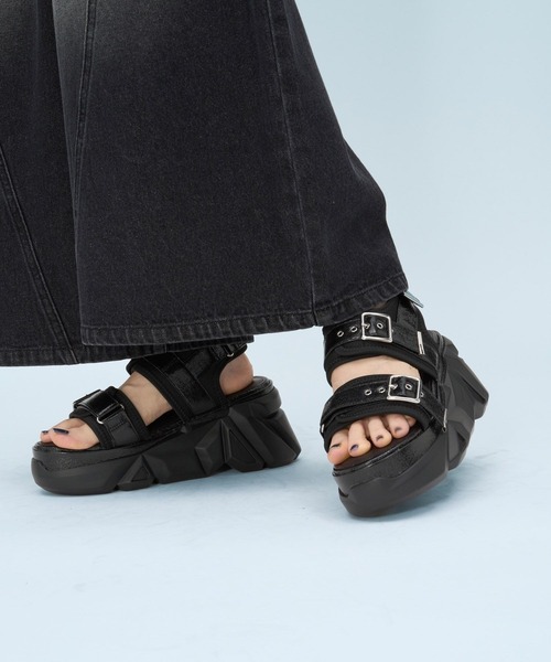 HARE(ハレ)の「gemソールスポサン(HARE)(サンダル・レディース・ブラック/ブラック系その他・LARGE/MEDIUM)」の4枚目の写真