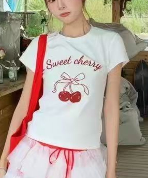 Achic(アシック)の「チェリー柄半袖(Tシャツ/カットソー・レディース・ホワイト/ブラック・M)」の10枚目の写真